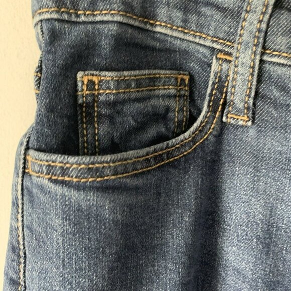 Universal Thread Womens Blue Dark Wash Denim High-Rise Straight Jeans 0/25R - Picture 2 of 9